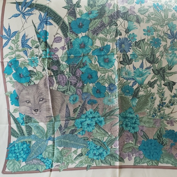Christian Dior 100 % Silk Scarf - Picture 1 of 7